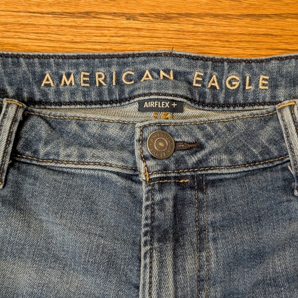 American Eagle Men's Jeans AirFlex+ Slim Straight Medium Wash Size 38x30 - Picture 4 of 6